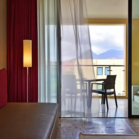 The Navigator - Colombus & Hotel 4*