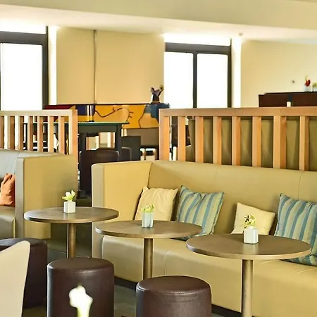 The Navigator - Colombus & Hotel 4*