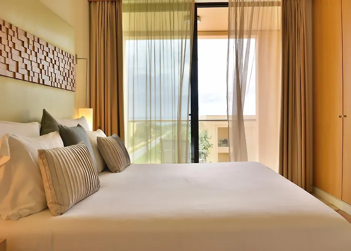 The Navigator - Colombus & 4* Porto Santo