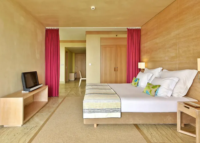 Hotel The Navigator - Colombus & Porto Santo