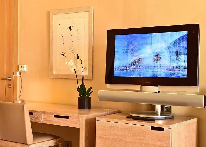 The Navigator - Colombus & 4* Porto Santo