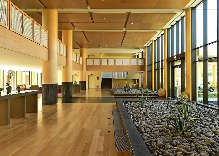 The Navigator - Colombus &