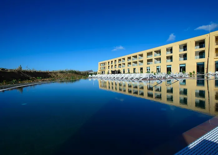 The Navigator - Colombus & Hotel