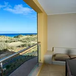 Hotel The Navigator - Colombus Apartments & Villas 4*