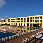 The Navigator - Colombus Apartments & Villas Hotel